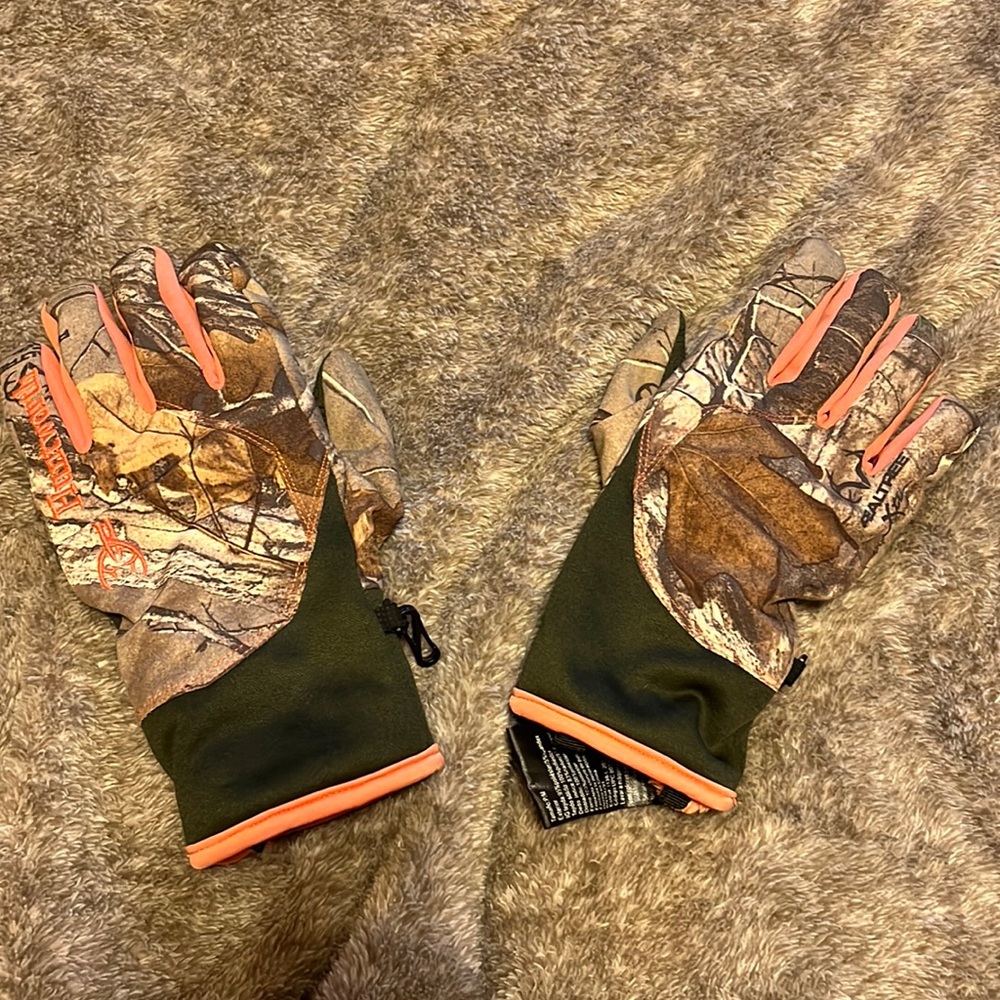 Realtree womens insulated gloves size S/M